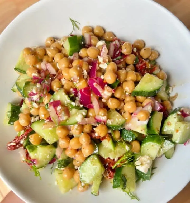 Mediterranean Chickpea Salad