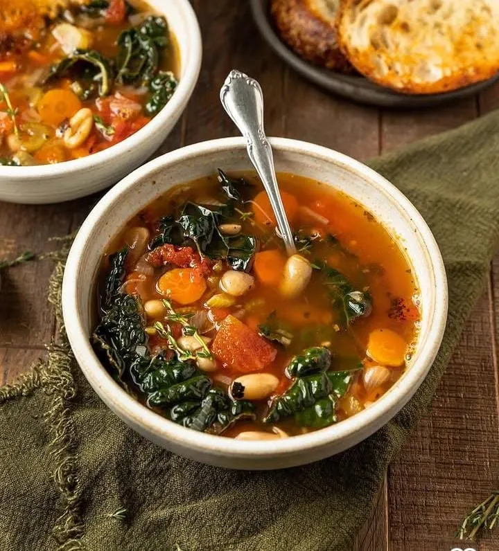 White Bean & Kale Soup
