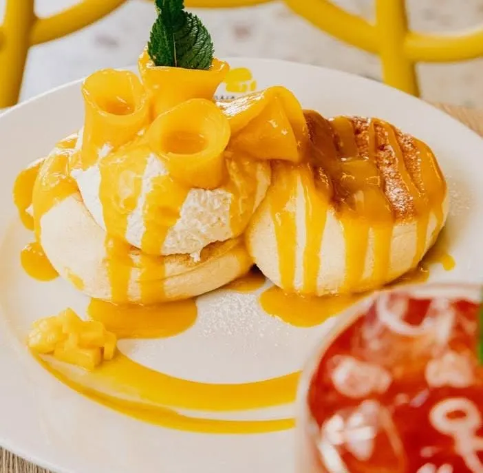 Coconut Mango Japanese Pancakes