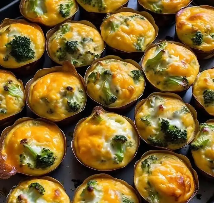 Cheesy Broccoli Mini Muffins