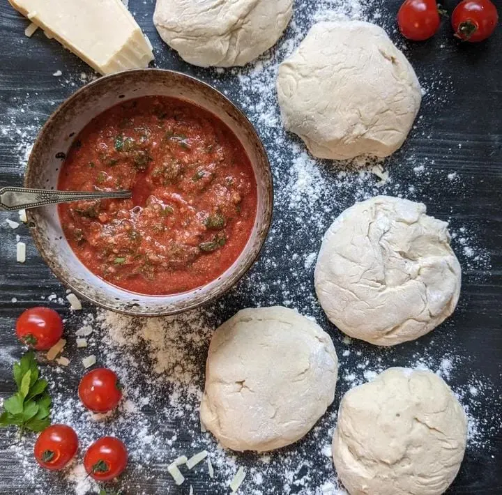 Variations of Homemade Pizza Sauce