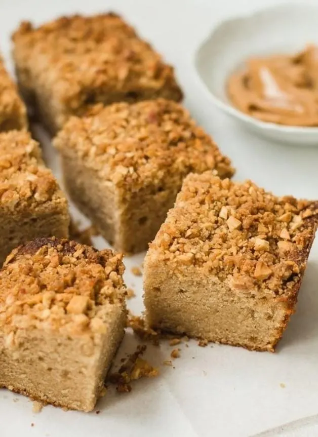 Peanut Butter Banana Cake