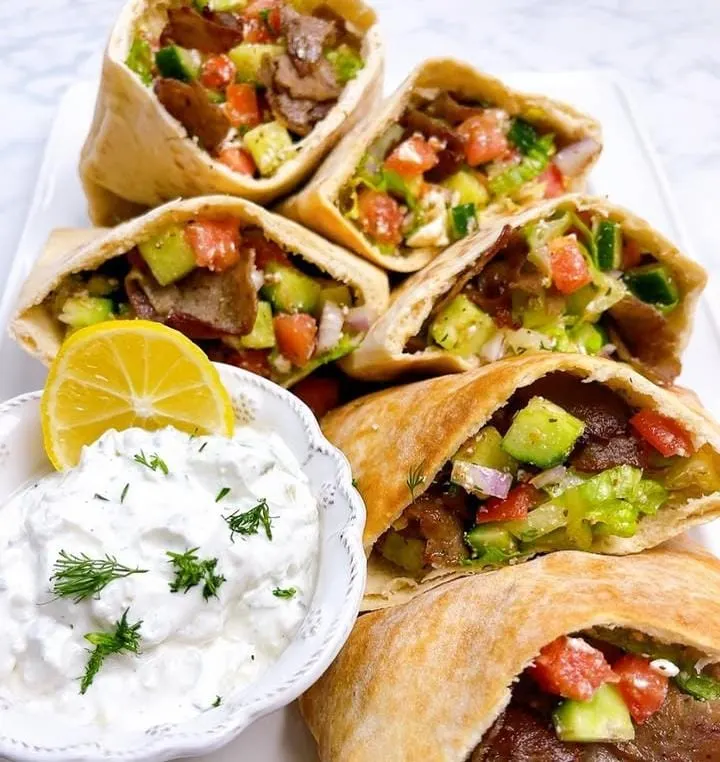 Grilled Veggie and Hummus Pita Pocket