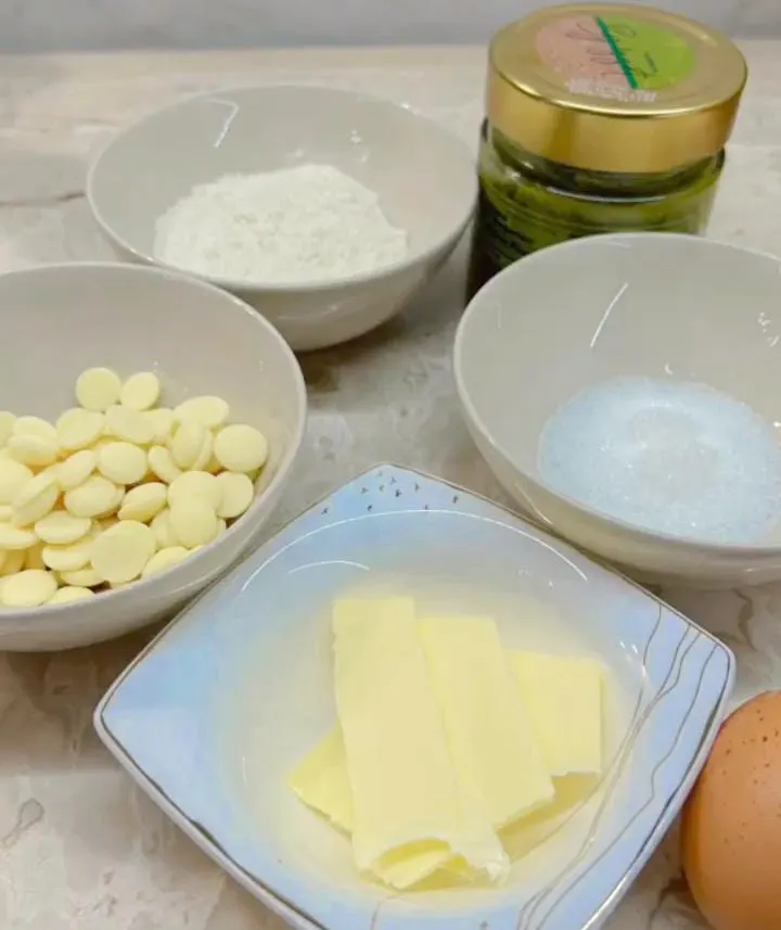 Main Ingredients of Pistachio Chocolate Lava Cake