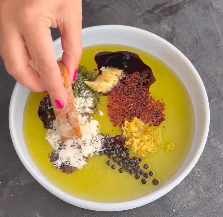 How to Prepare the Best Bread Dipping Olive Oil