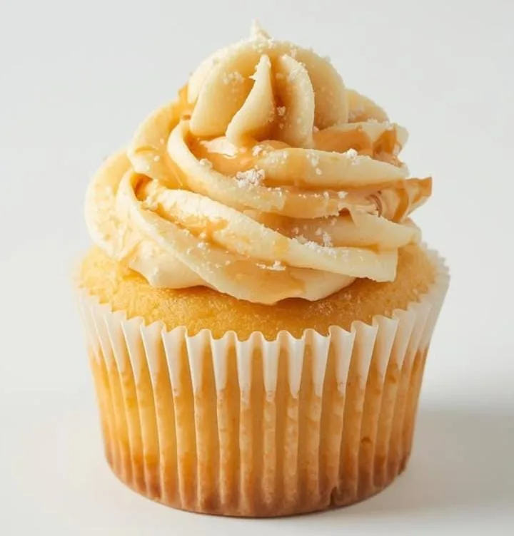 Step-by-Step Preparation of Vanilla Cupcakes