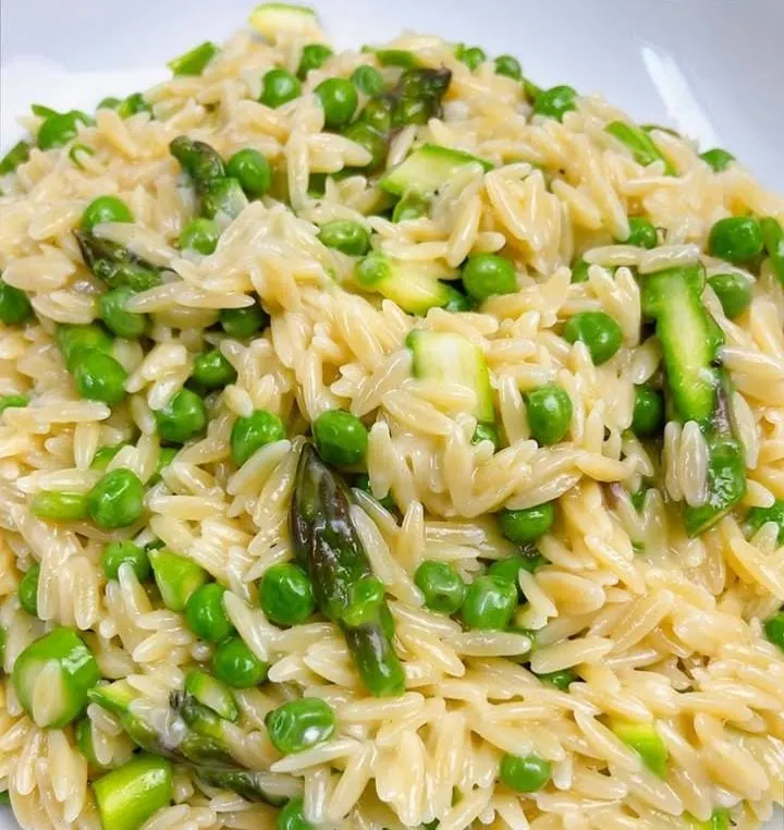 Lemon Garlic Chicken Orzo