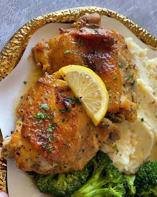 Creamy Lemon Pepper Chicken Thighs