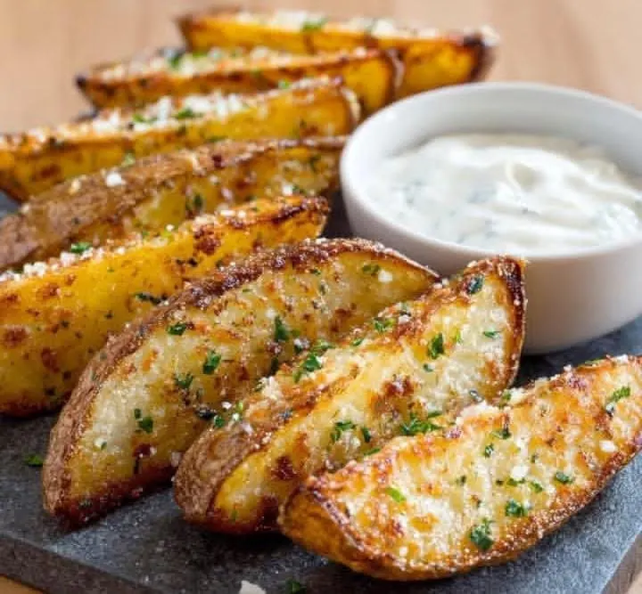 How to Prepare Cheesy Ranch Potatoes & Smoked Sausage