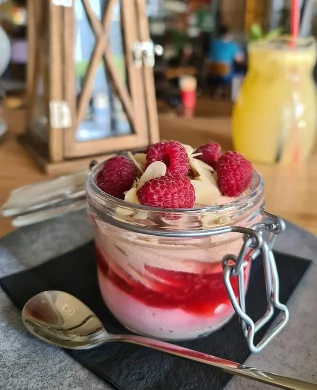 Prepare Raspberry Mousse