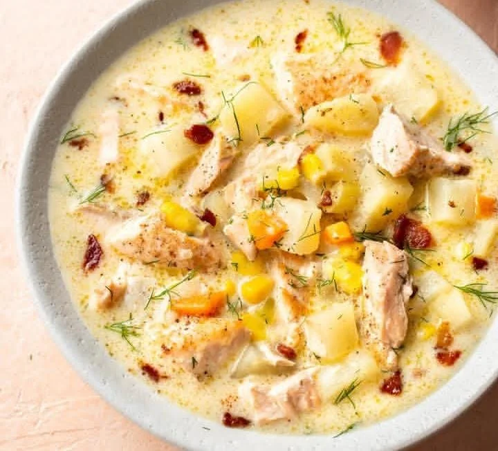 Low-Carb Salmon Chowder