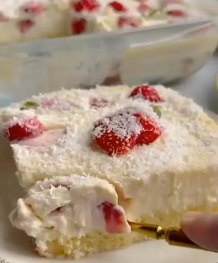 Pear, Ginger & Almond Dump Cake