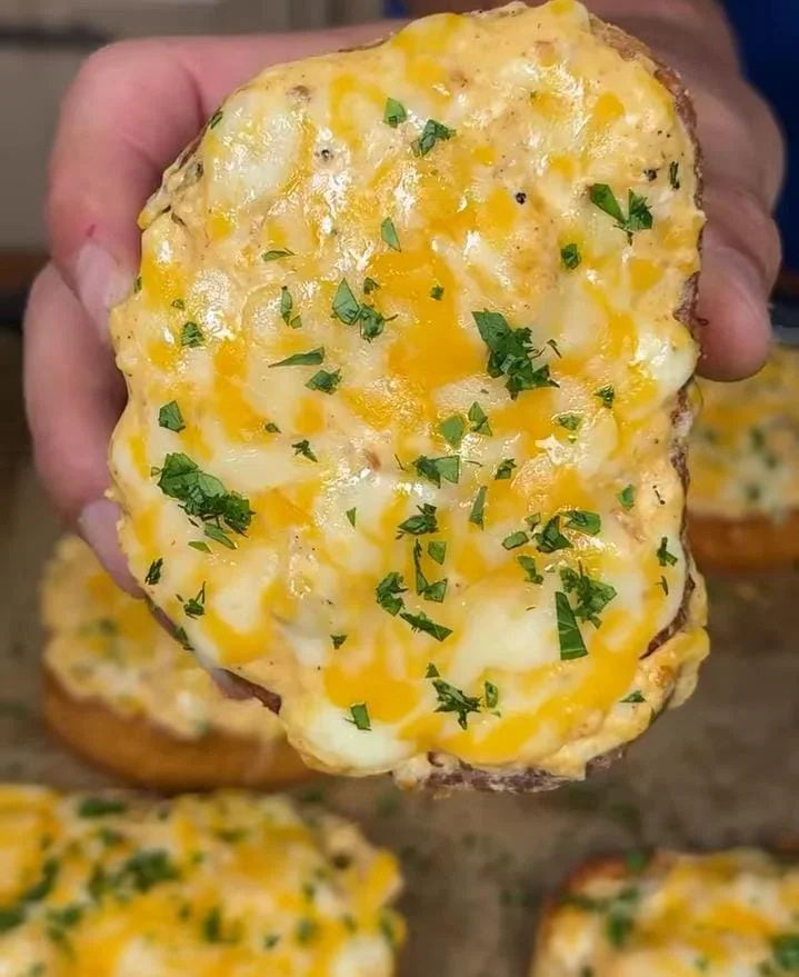 Cheesy Texas Toast