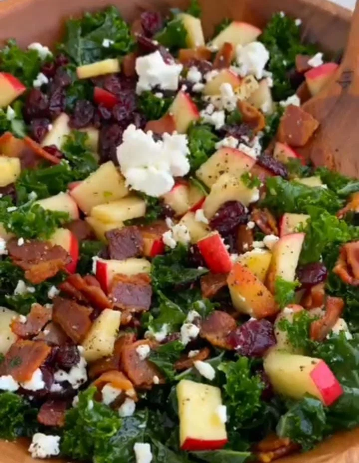 Mediterranean Kale Dinner Salad