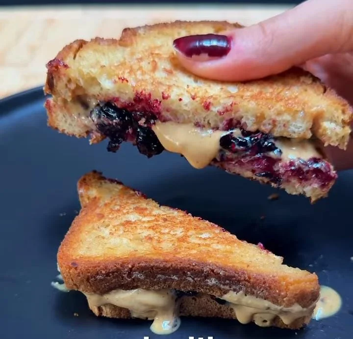 Peanut Butter and Jelly Sandwich 
