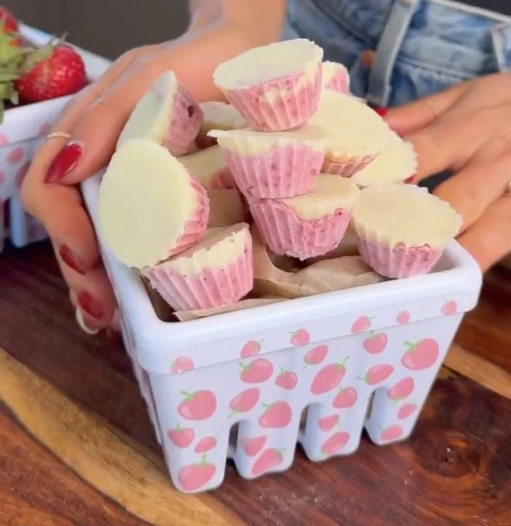 Strawberry-Basil Frozen Bites