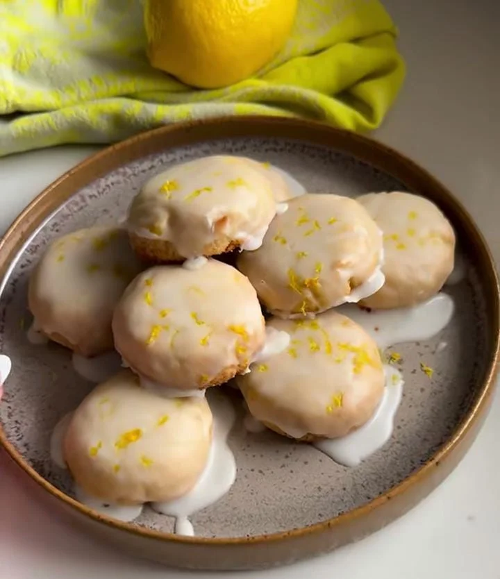 Almond Flour Lemon Cookies