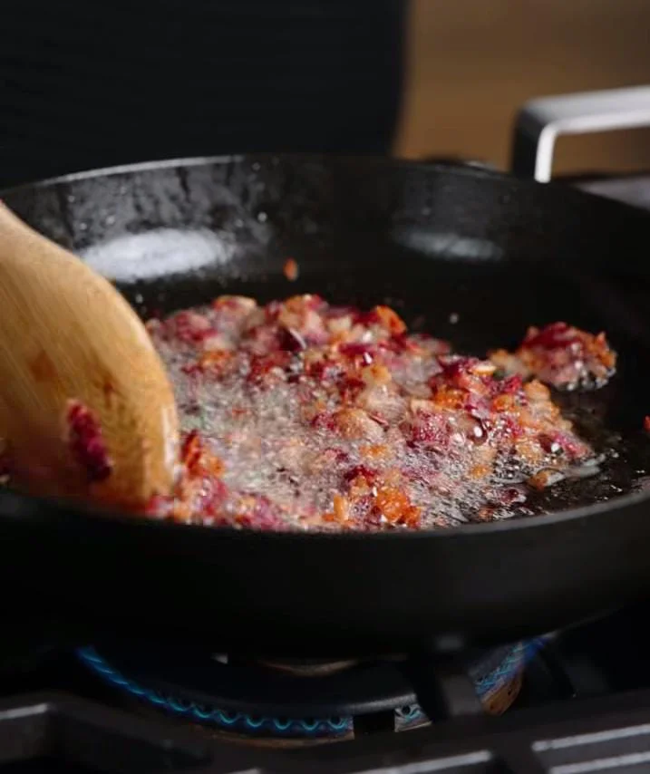 Combine Bacon and Reduce to Jam