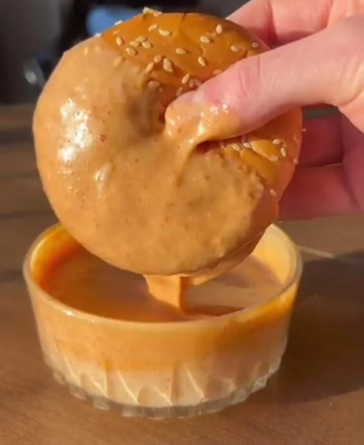 Spicy Garlic Bang Bang Sauce