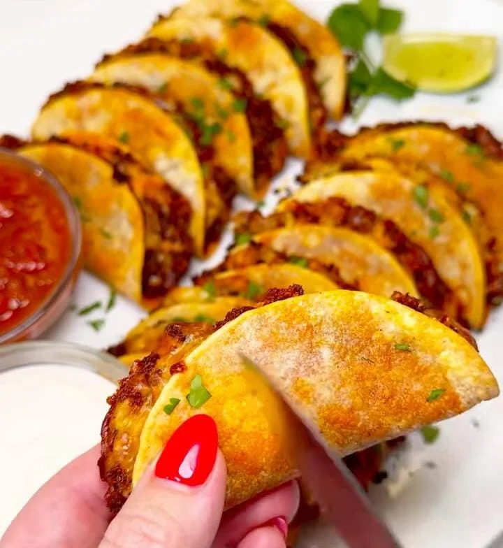 Classic Crispy Beef Tacos