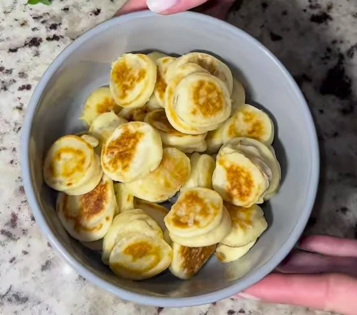 Banana Oat Pancake Bites