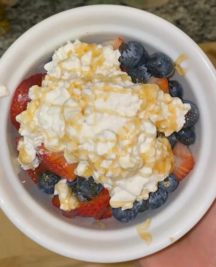 Cottage Cheese & Berry Bowls