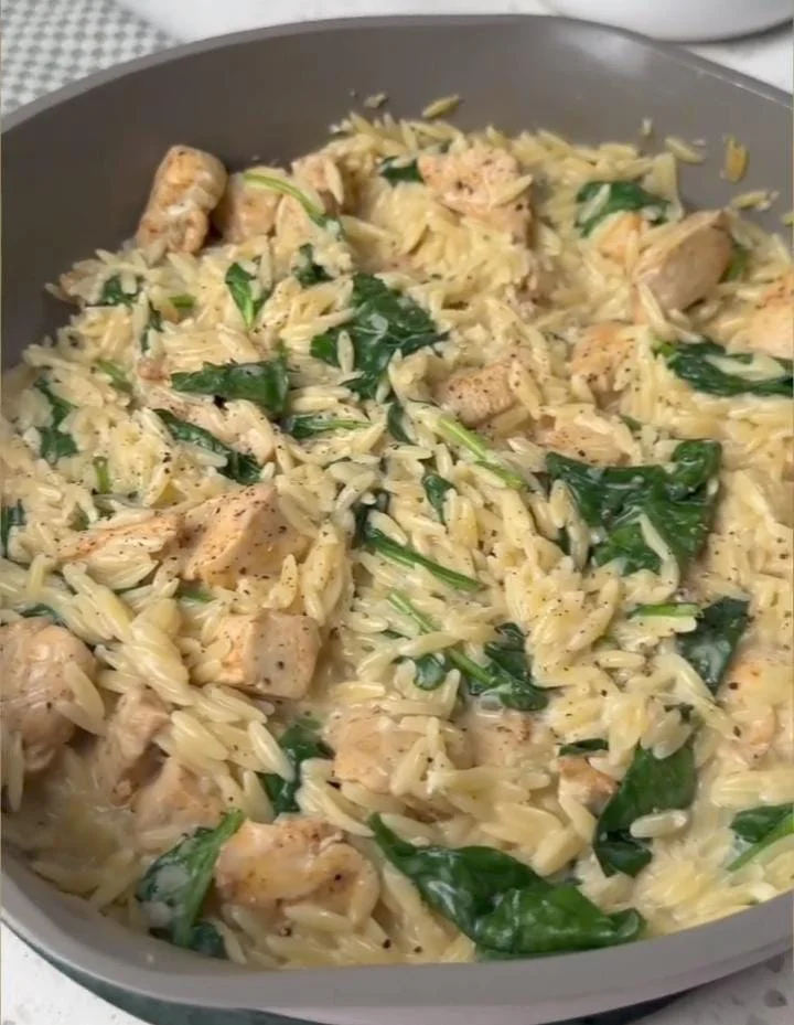 Creamy Spinach Orzo | Orzo Pasta Recipes 