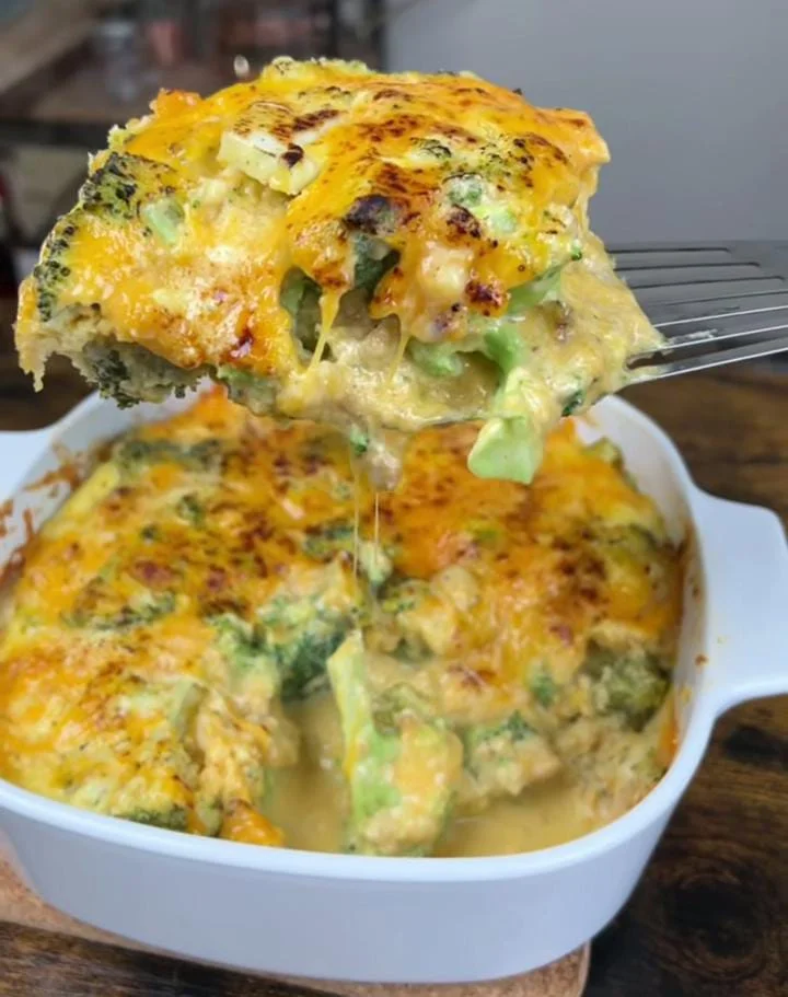 Cheesy Baked Broccoli Casserole
