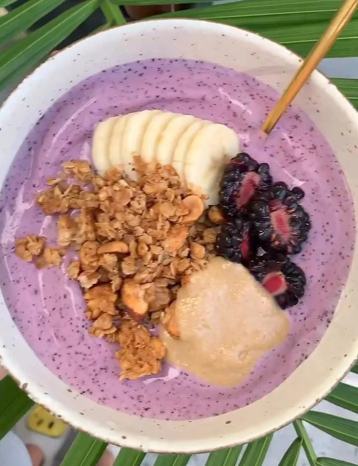 Blueberry Banana Smoothie Bowl