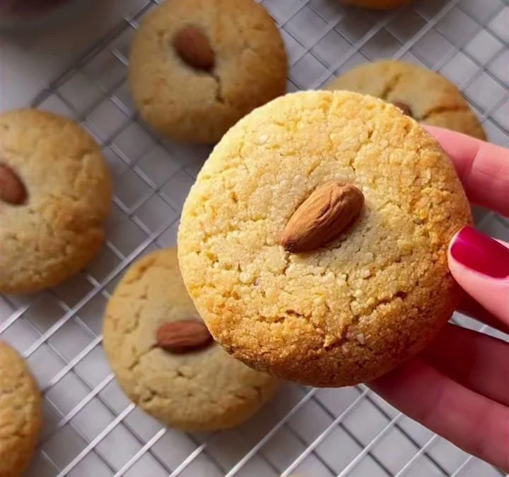 What Are Almond Flour Cookies