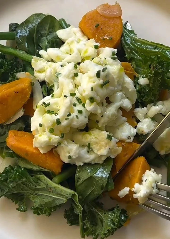 Egg White Veggie Scramble