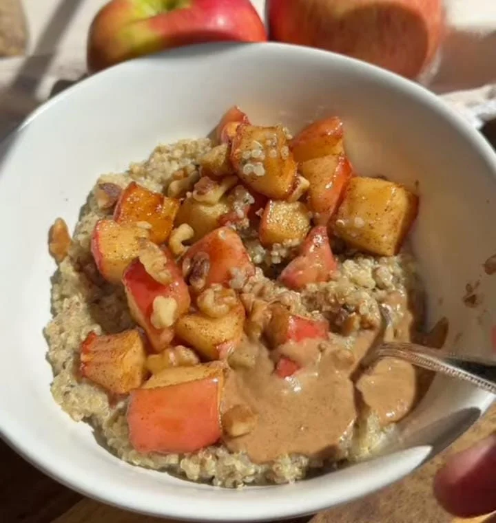 Baked Apple Cinnamon Quinoa Breakfast