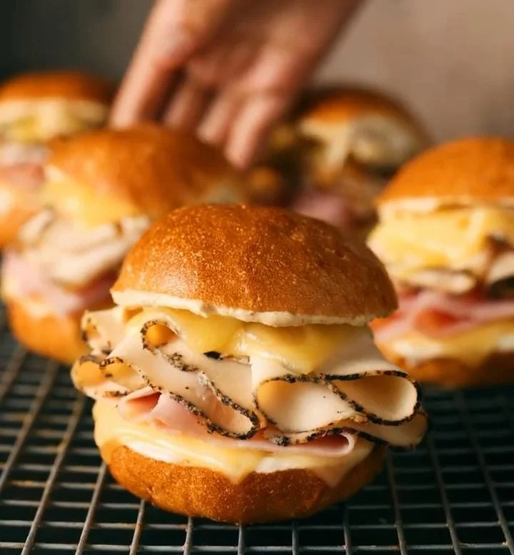 Lemon Herb Grilled Chicken Sliders