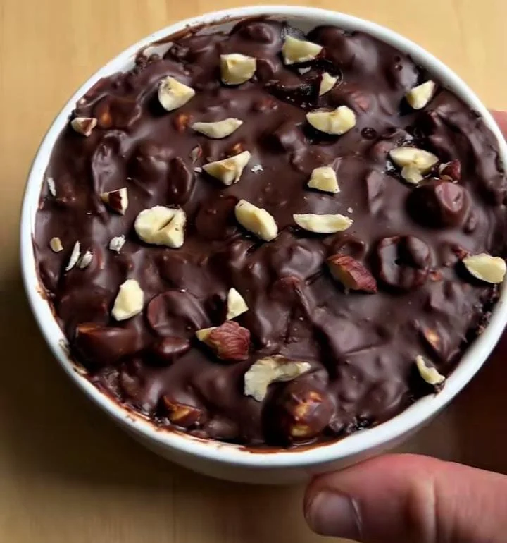 Chocolate Almond Overnight Oats