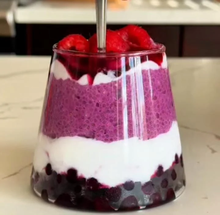 Berry Chia Pudding