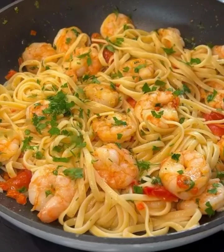 Garlic Lemon Butter Shrimp Pasta