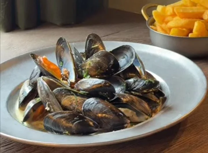 Garlic Butter Mussels