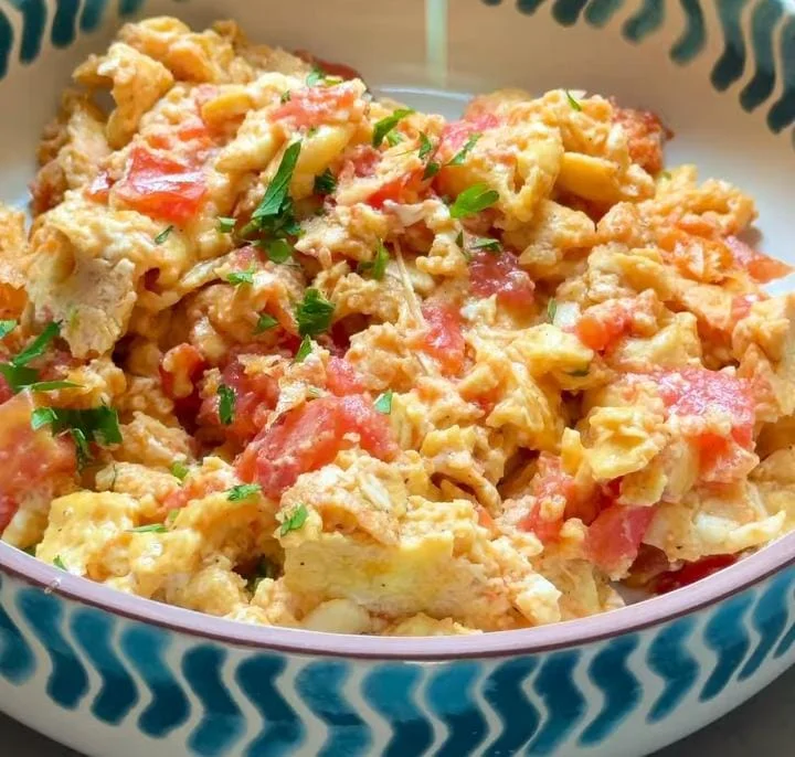 Mediterranean Veggie Egg Scramble