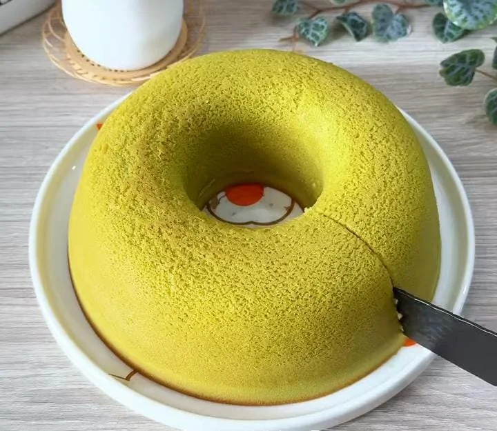 Vietnamese Pandan Cake