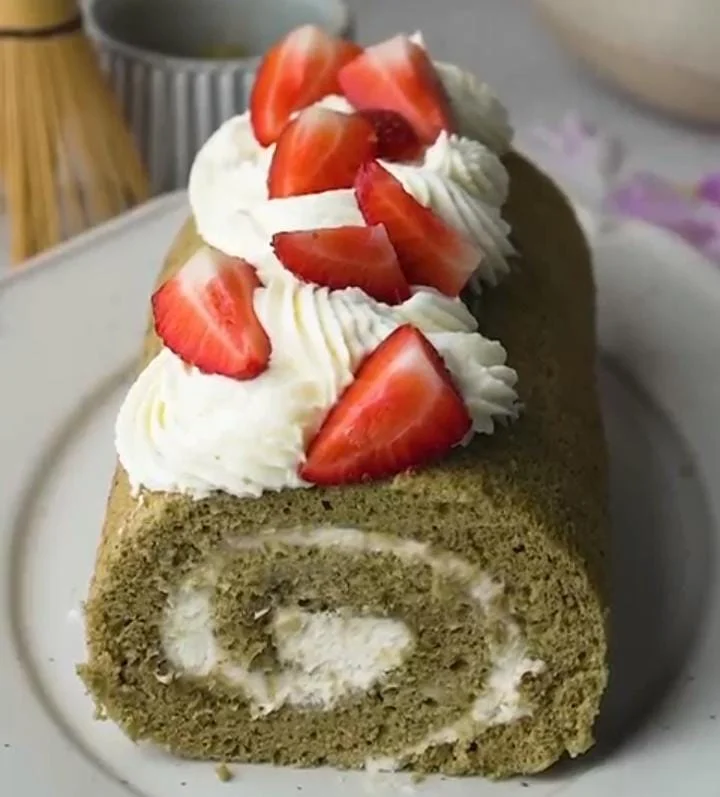 Japanese Matcha Roll Cake