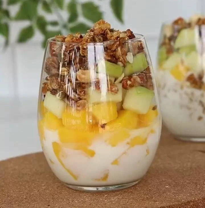  Greek Yogurt Berry Parfait