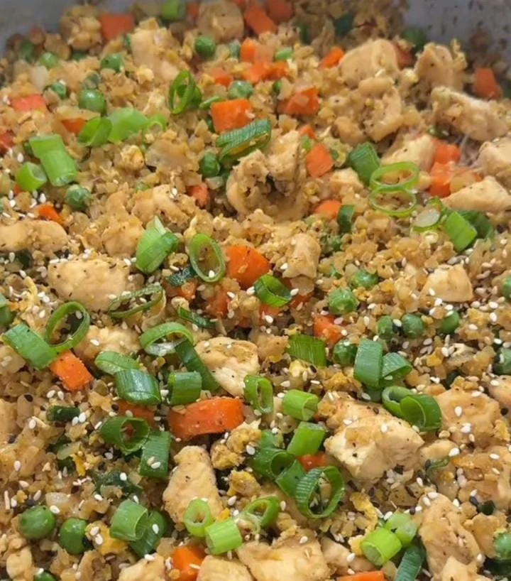 Cauliflower Rice Chicken Bowl