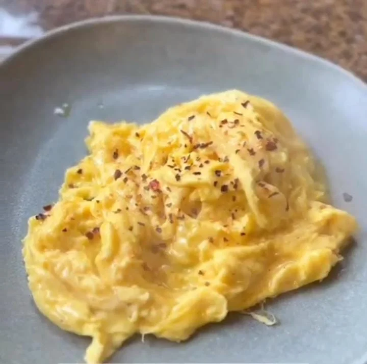 Creamy Egg Yolk Scramble