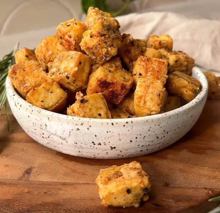 Crispy Garlic Tofu Stir-Fry