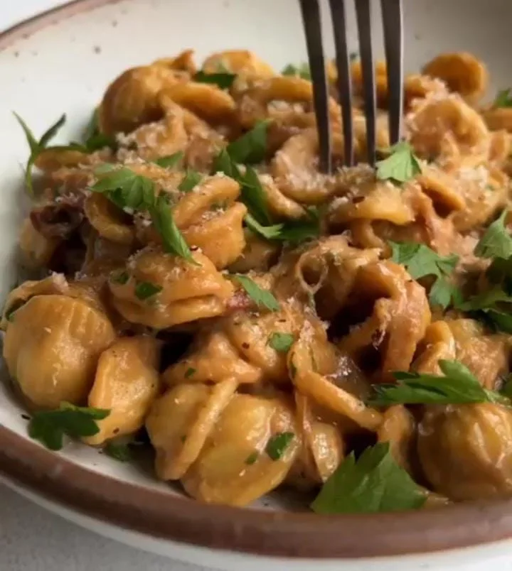 Creamy Onion Pasta Bake