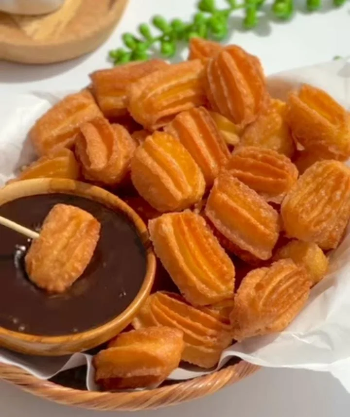 Air Fryer Churros Bites