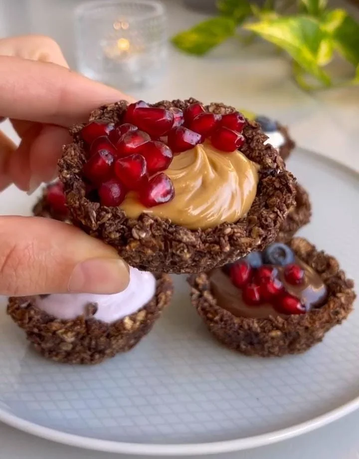 Baked Chocolate Oatmeal Cups