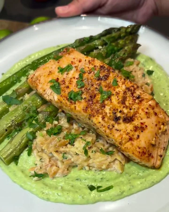 Creamy Avocado Salmon Pasta
