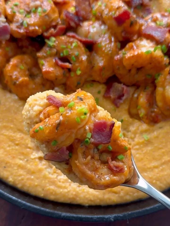  Cajun Shrimp and Cauliflower “Grits”