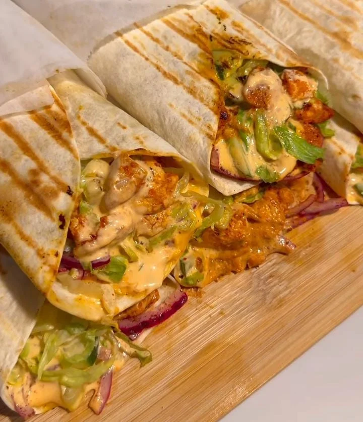 Creamy Avocado Chicken Wrap